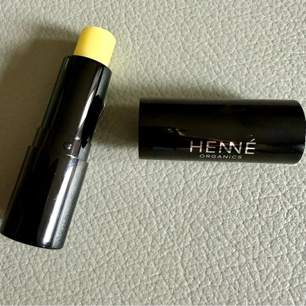 HENNE ORGANICS - Luxury Lip Balm | Lipstick Balm | NEW